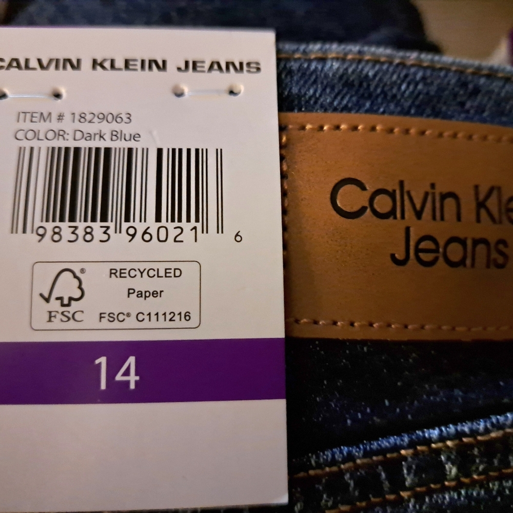 CALVIN KLEIN JEANS brand new SIZE 14 straight leg DARK BLUE womans - Picture 2 of 5